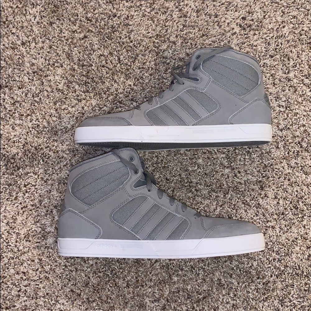 Men’s Adidas Hi-Tops Brand New